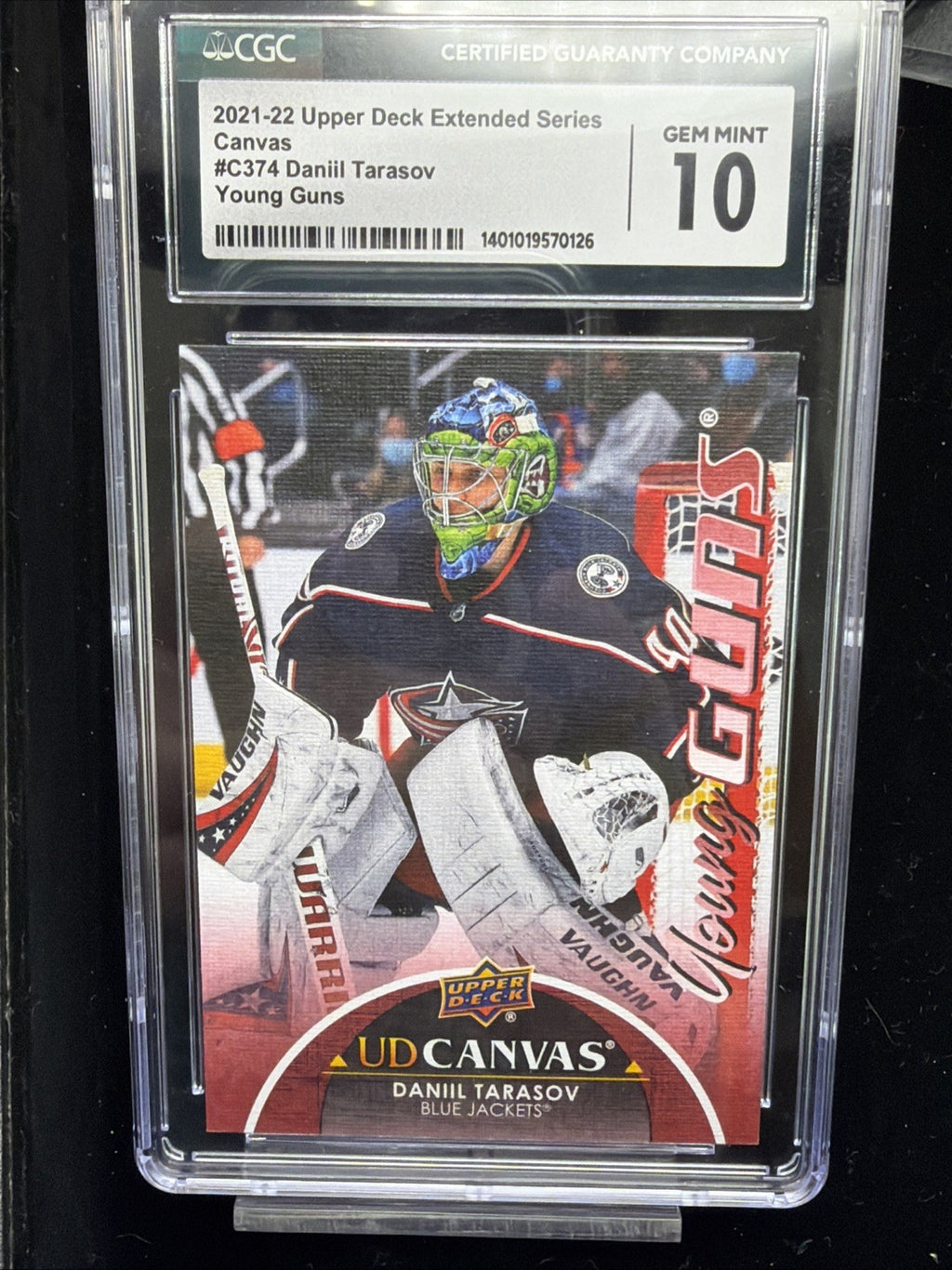 Daniil Tarasov CANVAS Young Guns CGC 10 Gem MT Upper Deck 2021-22 Extended C3740