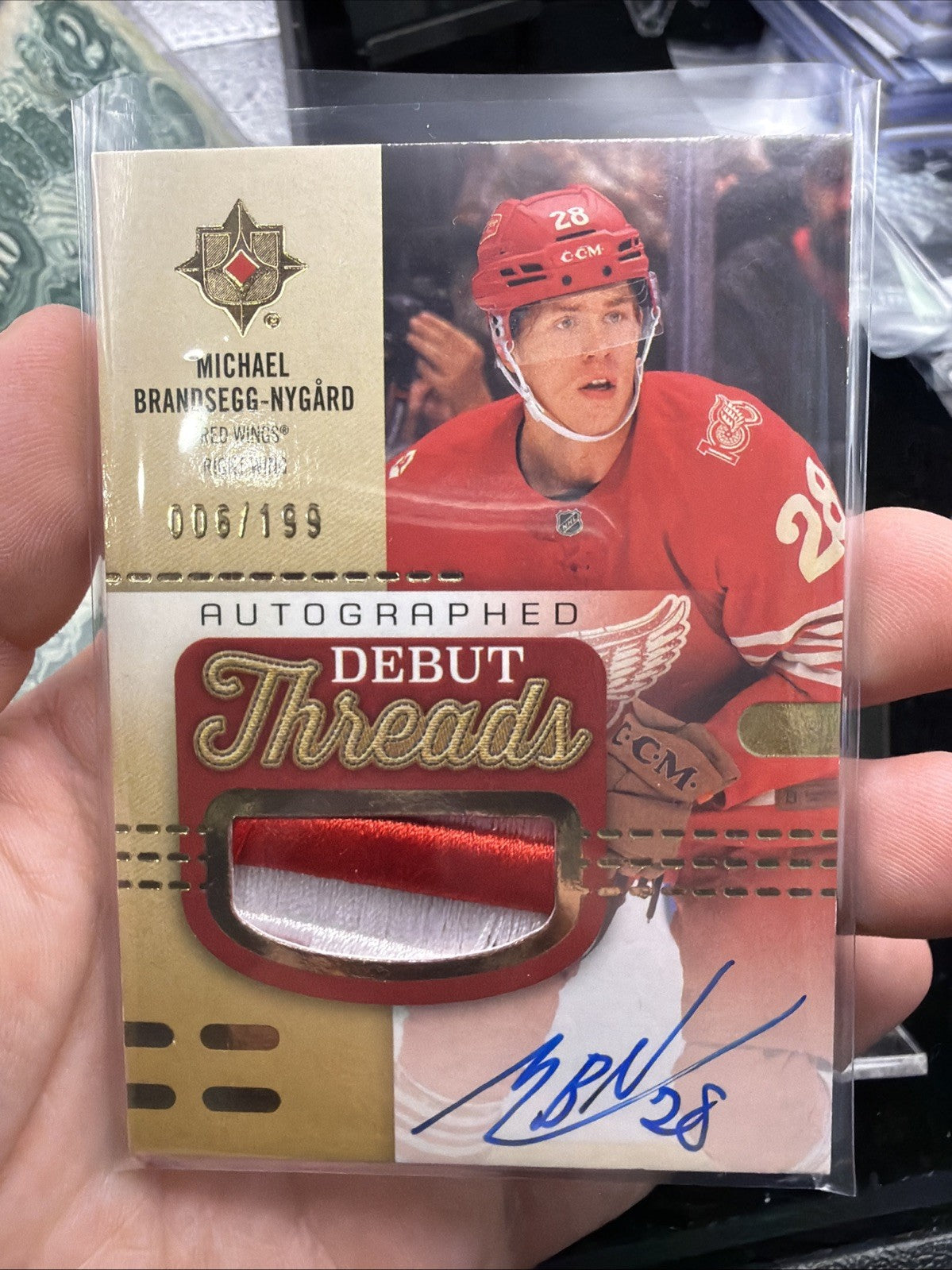 Michael Brandsegg-Nygard #ADT-MN 2025 Upper Deck Ultimate Debut Threads Auto0
