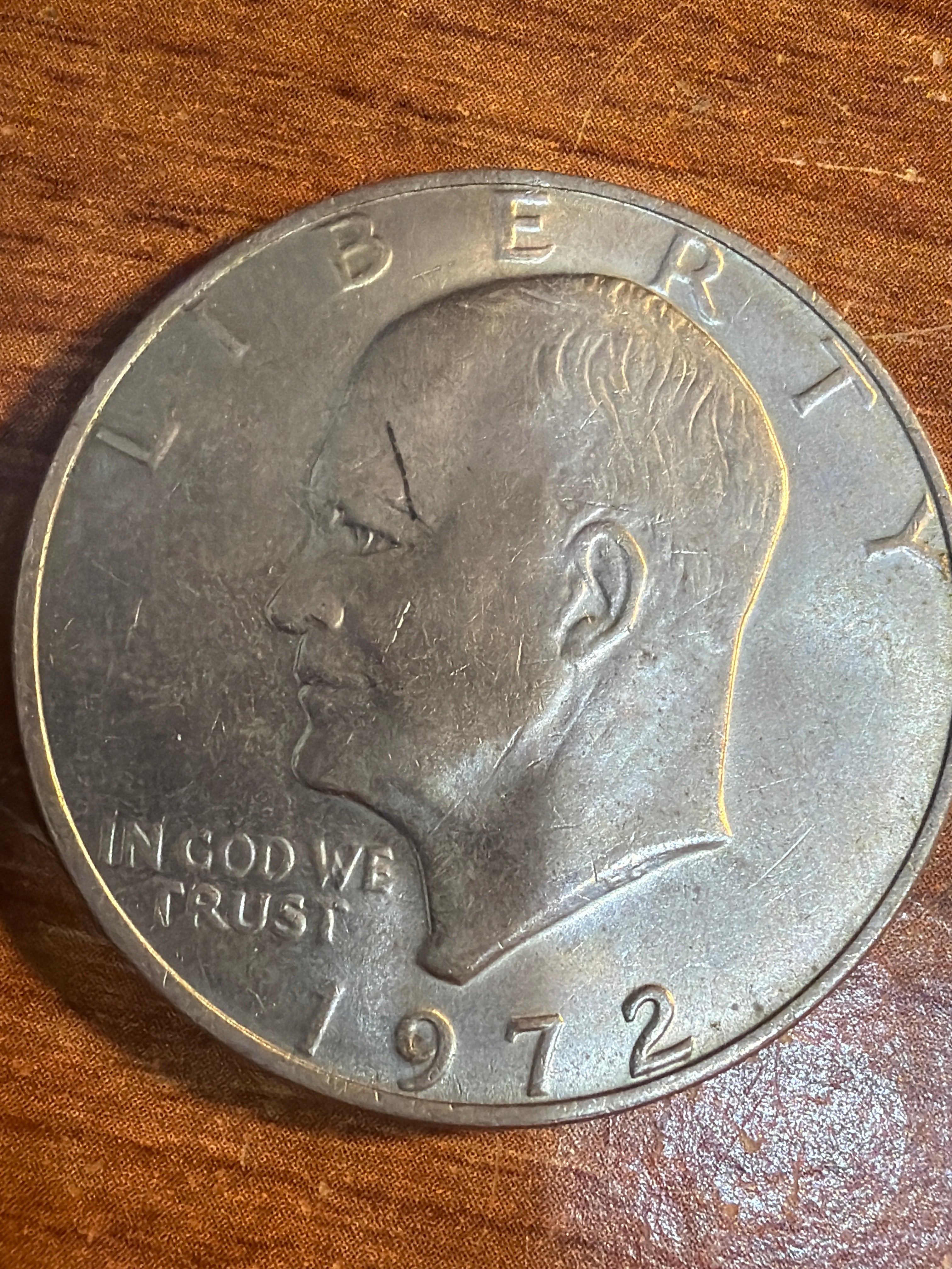 ONE average circulated IKE DOLLAR 1971-1978 - clad US coin