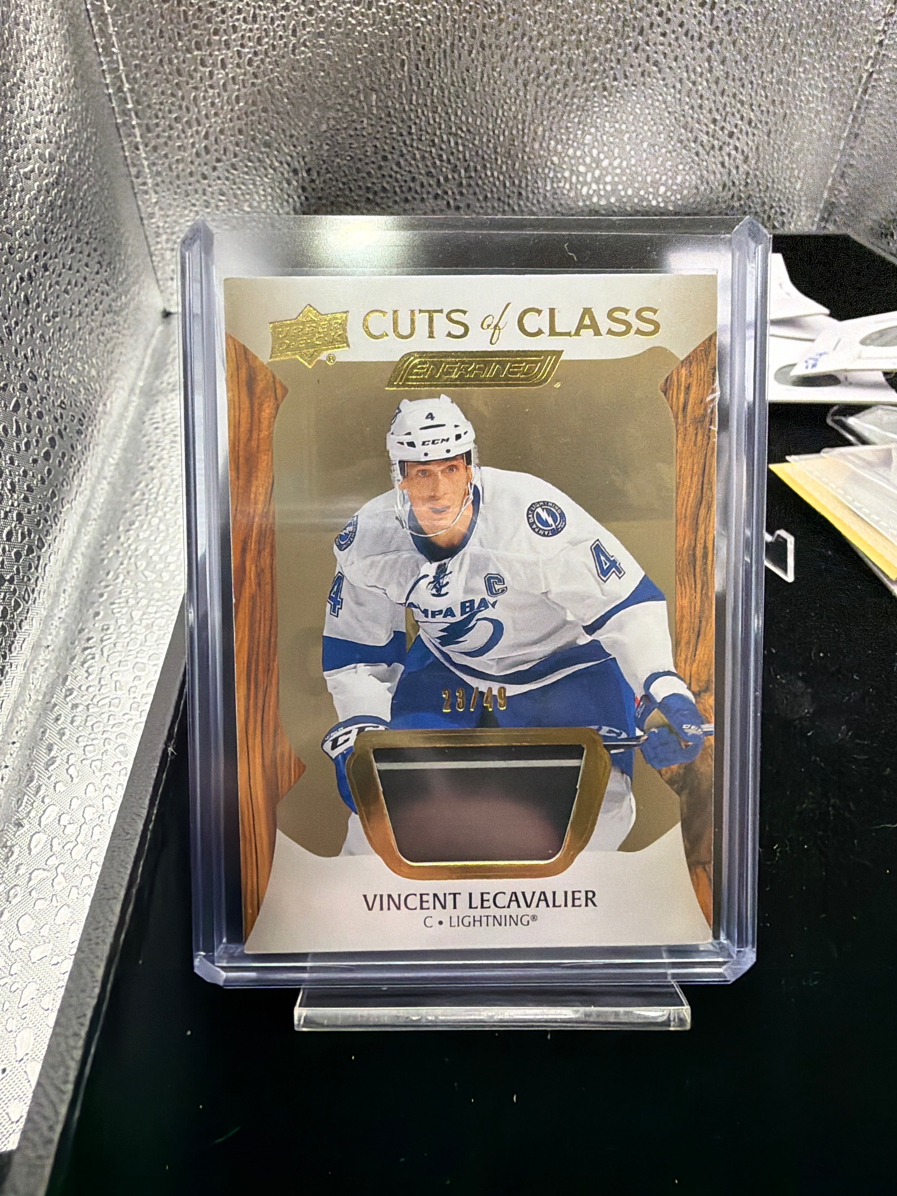 UD ENGRAINED 2025 Vincent Lecavalier game-used stick relic card /49